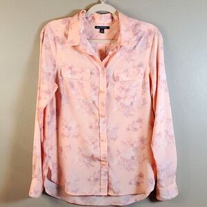 American Eagle O. Floral, collared, long sleeve, buttoned blouse. Size medium